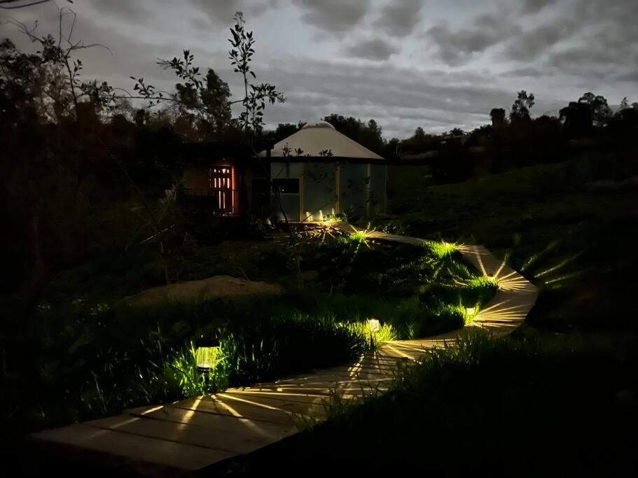 Glamping-Sky Dome Yurt-Tiny House-2 By Lavenders Field Villa Valley Center Luaran gambar